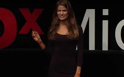 In Just 6 Seconds This Model Will Completely Change How You View Her