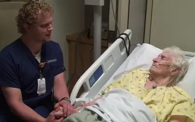 Watch This Beautiful Act of Love As A Nurse Sings To His Patients