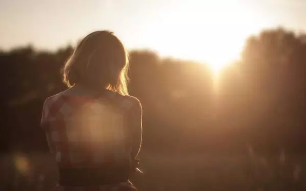 1 Girl Sunset