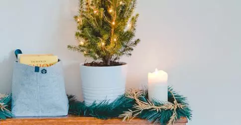 Twelve days Christmas candle