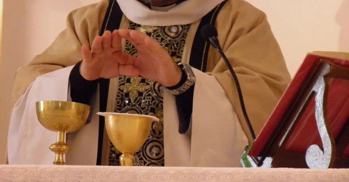 what is the consecration catholic mass