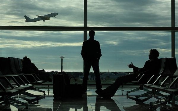 The Anonymous Traveler Held Up While Boarding: The Drama of a Life that Never Begins (Mk 10:17-30)