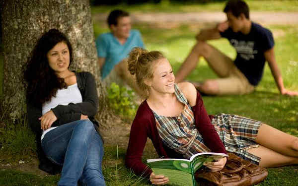 A Teacher Shares 11 Tips College Students Need To Know