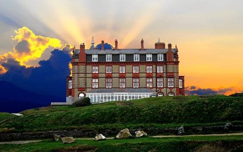 Stir the Desire: Let Jesus Show You the Way to the Father’s House (Gospel Reflection)