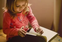 How do you get children interested in reading great books? Here is a good to help you build their interest!