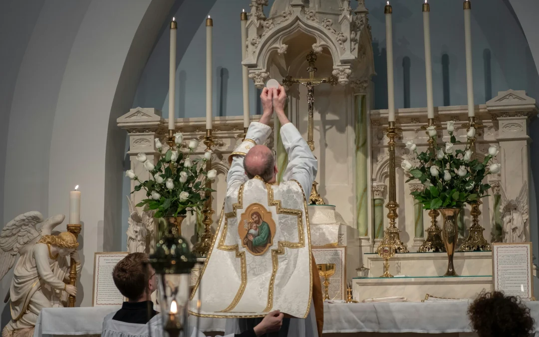 The Holy Mass: 4 Ancient Catholic Means to Defeat Our Prevailing Modernism (Part 4)