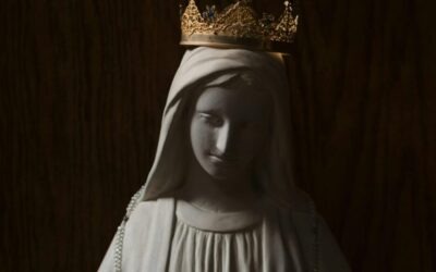 The Threefold Beauty Of Mary: Soul, Love, And Motherhood