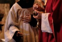 What do Catholic altar servers need to know? Here are a few tips to help you prepare your heart and mind to serve the Lord!