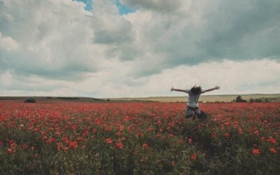 Embracing Catholic Microjoys: A Guide To Finding God’s Presence Daily